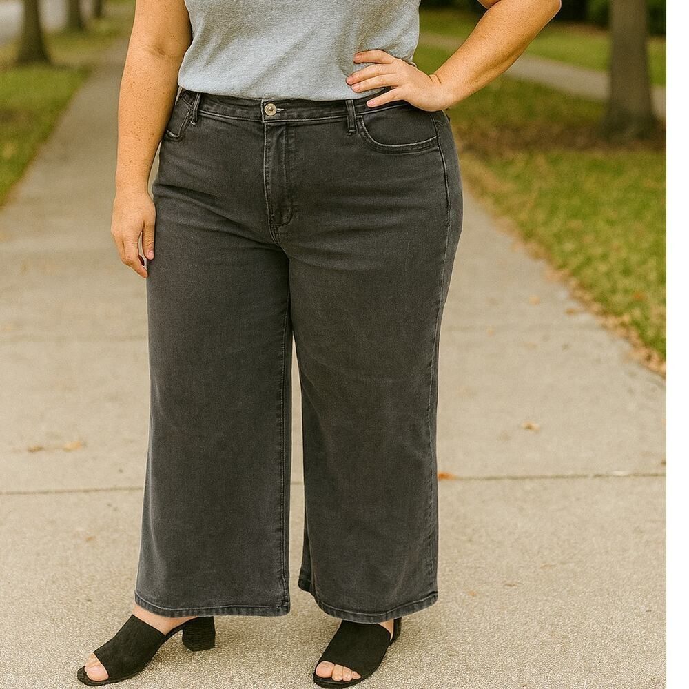 Old Navy Wow Wide Leg Gray Denim Jeans Plus Size 20 High Rise Distressed Minimal